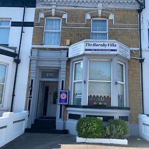 Hornby Villa- 4Star B&B-Couples & Families Only